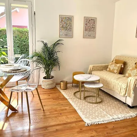 Tatil Evi Maison Bobochic Parking Et Jardin By Art De Voyager *